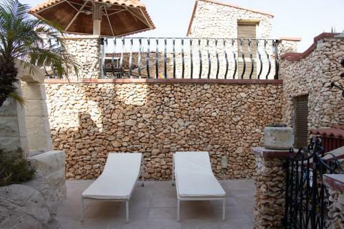 Santa Maria Villa Apartments