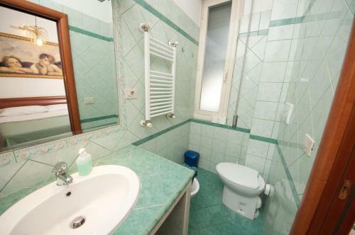 B&B Babri Simim Taj