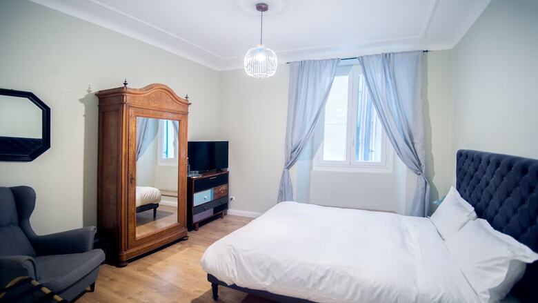 Hostal La Piazzetta Rooms