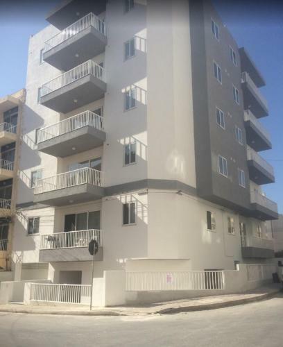 Four Seasons Apartment 9