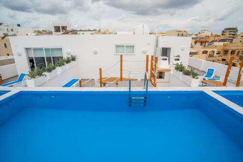 Sea Bank Villa Apartments