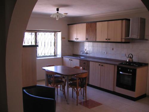 Santa Maria Villa Apt (a)