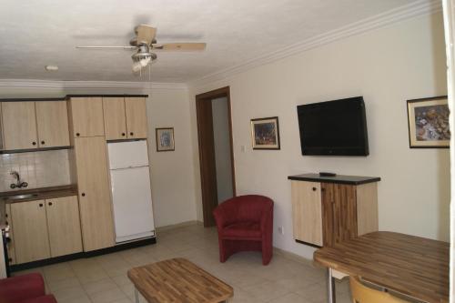 Santa Maria Villa Apt (a)