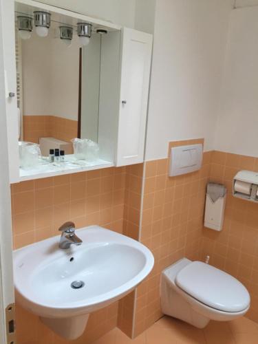 Hostal Guest House Al Milion