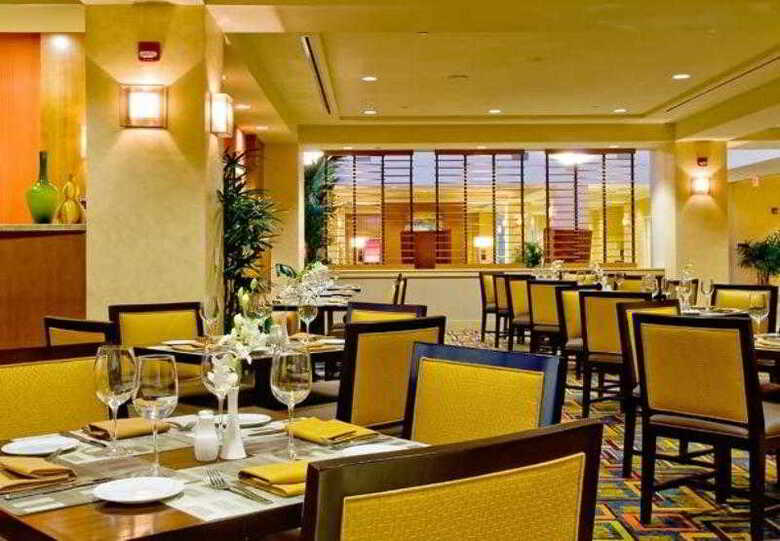 Hotel Bakersfield Marriott At The Convention Center