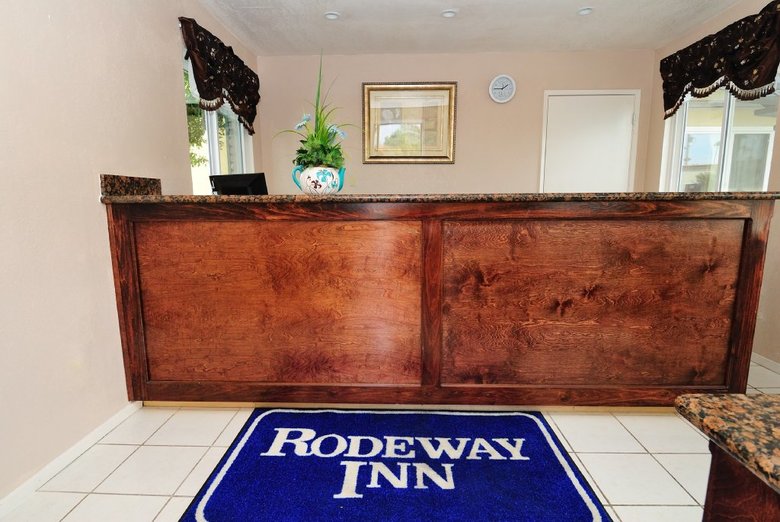 Hotel Rodeway Inn