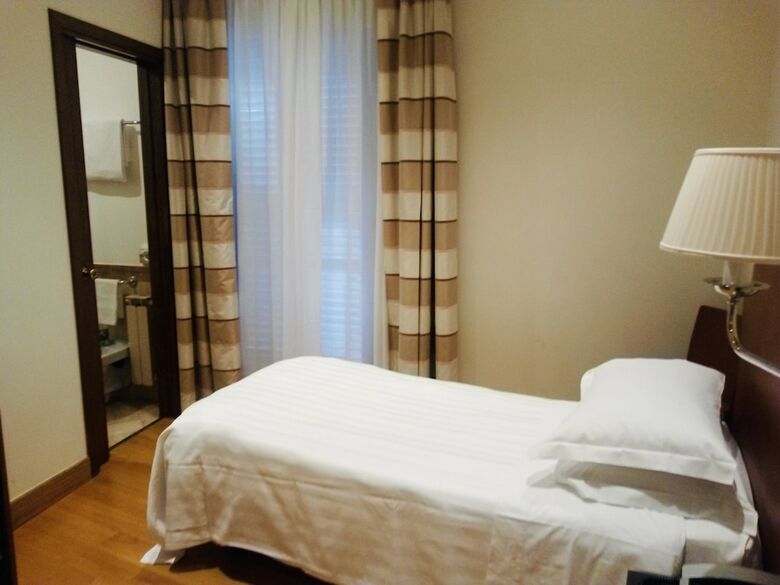Hotel Albergo Santa Chiara