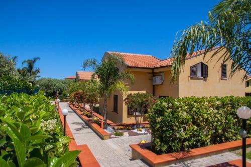 Baia Degli Ulivi Apartments