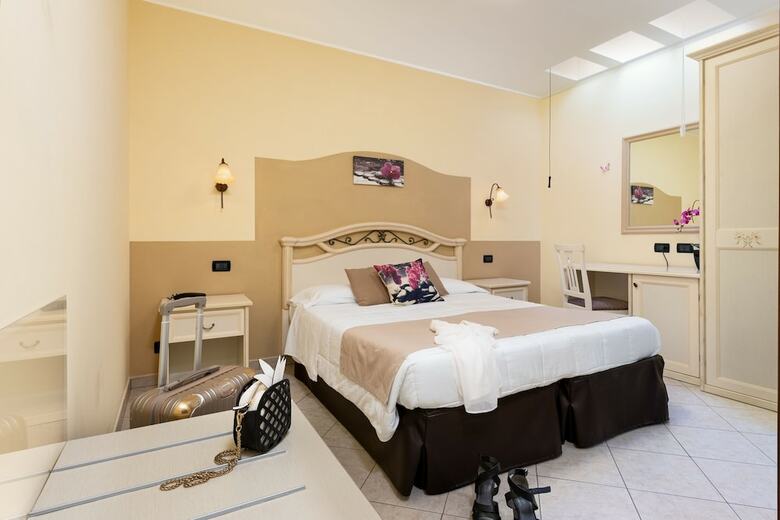 Hotel Baia Di Venere