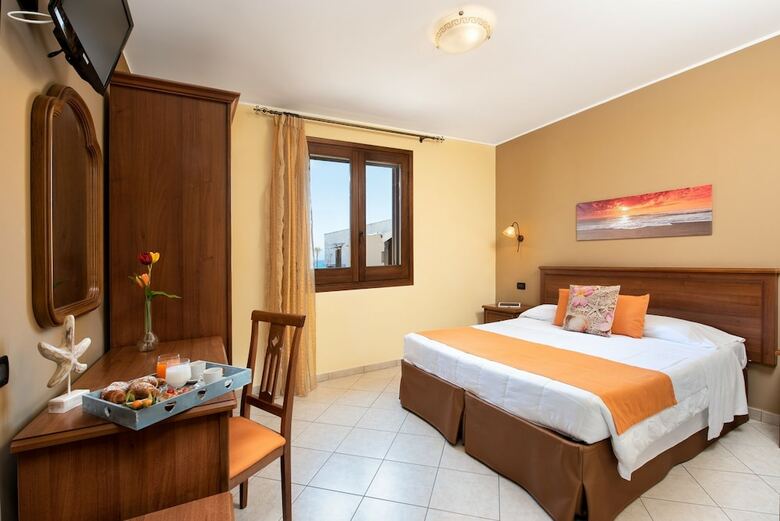 Hotel Baia Di Venere