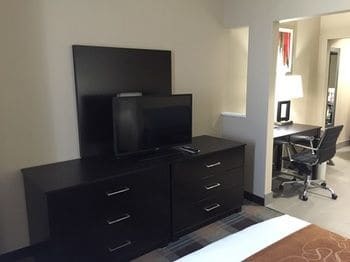 Hotel Comfort Suites