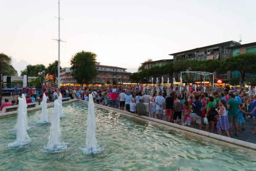 Apartment In Bibione 24426