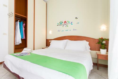 Hotel Garn� Isabella