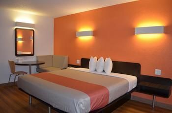 Hotel Super 8 By Wyndham Kingsland