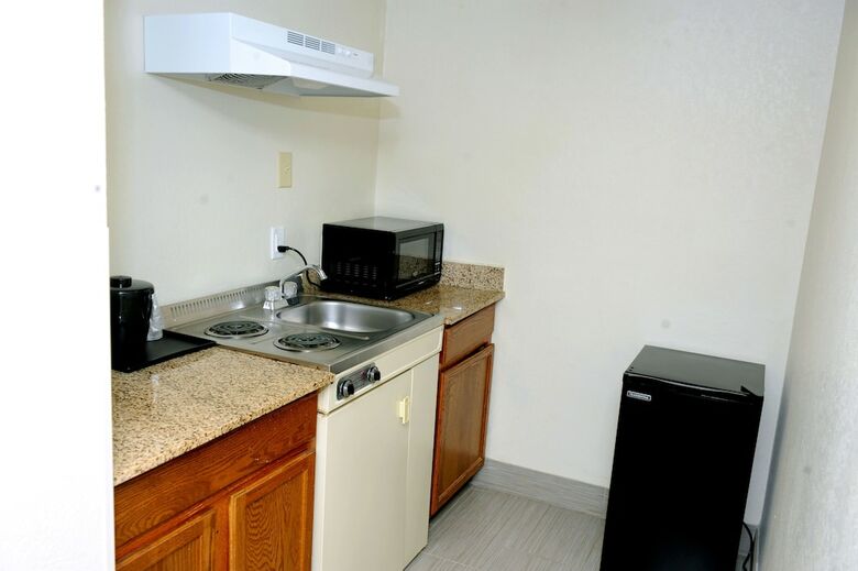 Hotel Comfort Suites Alpharetta