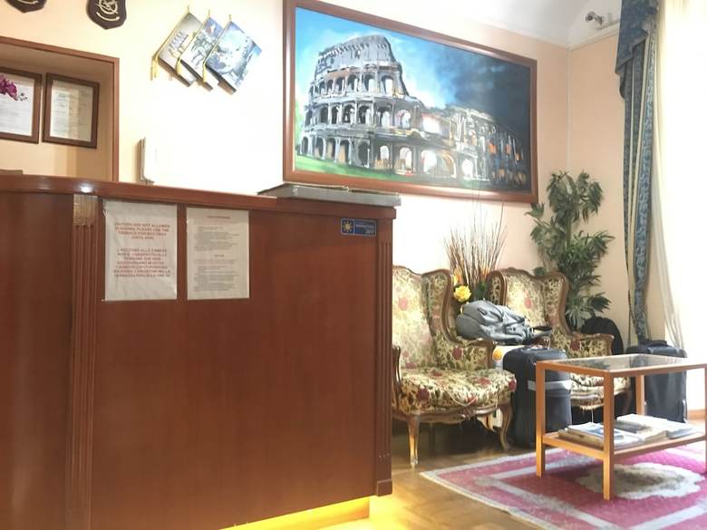 Hostal Lam Guest House