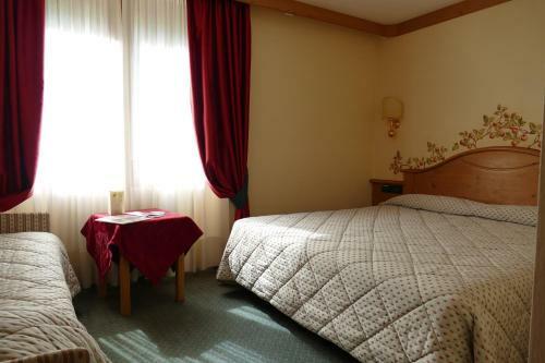 Hotel Garn� La Montanara
