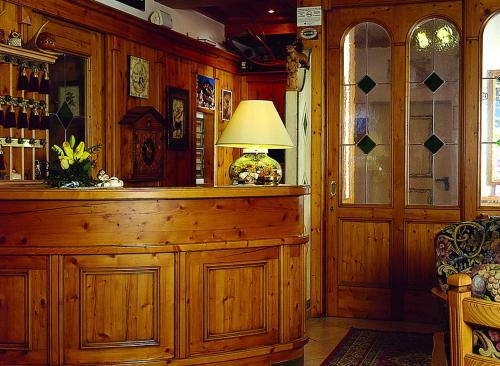 Hotel Garn� La Montanara