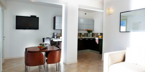 Laglio Apartment