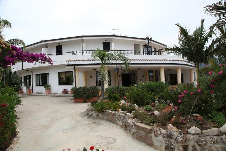 Hotel Incoronato