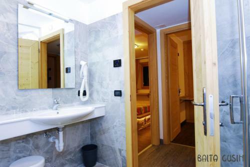Aparthotel Residence Baita Cusini