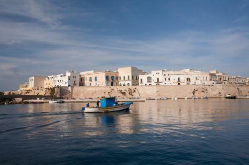 Santa Marina B&B In Corte Cataldi