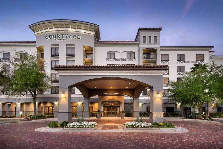 Hotel Courtyard By Marriott