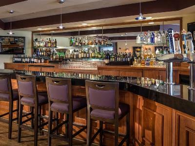 Doubletree Hotel Carson Civic Plaza