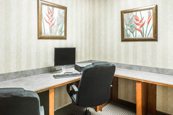 Hotel Econo Lodge Inn & Suites
