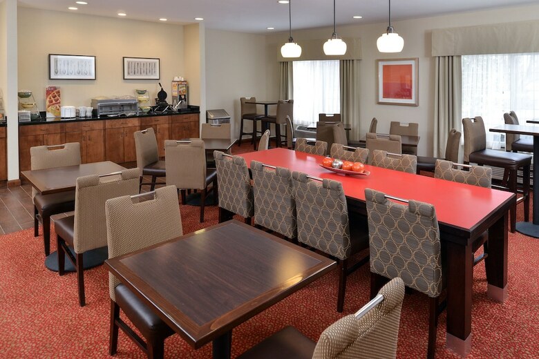 Hotel Quality Inn & Suites
