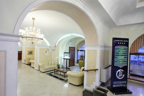Lloyd's Baia Hotel
