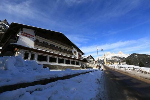 Hotel Albergo Arnica