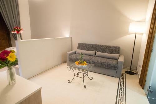 Hostal Napoli Milionaria B&B