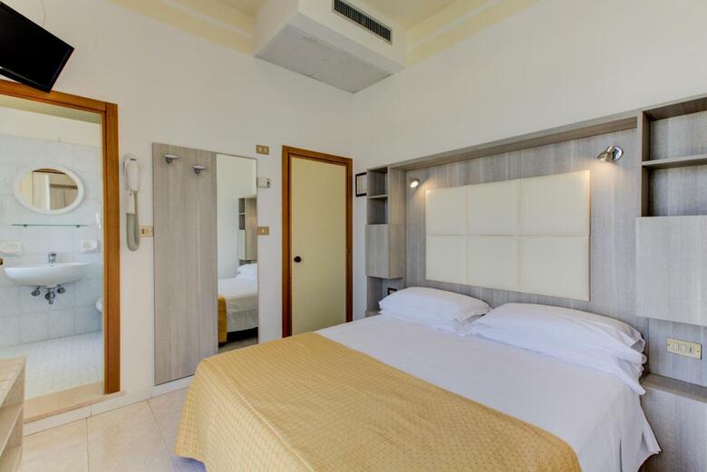 Hotel Vela D'oro