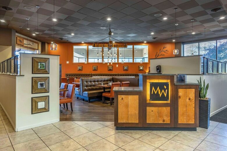 Red Lion Hotel