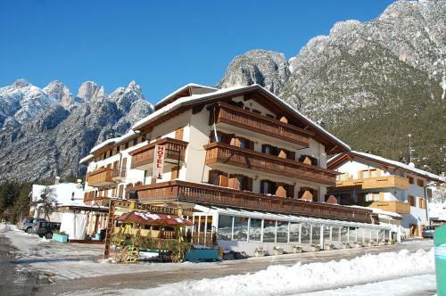 Hotel Albergo Ristorante Cacciatori