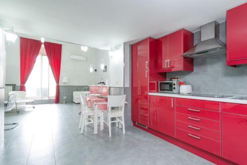 Suite Apartments Angioini