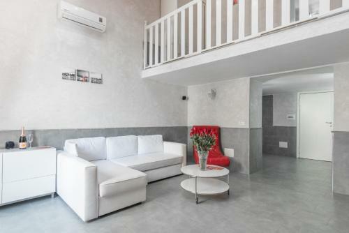 Suite Apartments Angioini