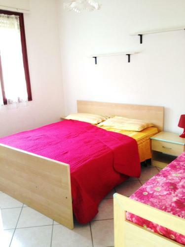 Apartment In Rosolina Mare 25019