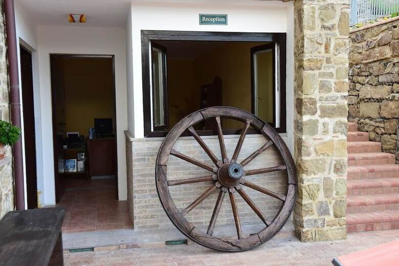 Feudi Enchestre B&B