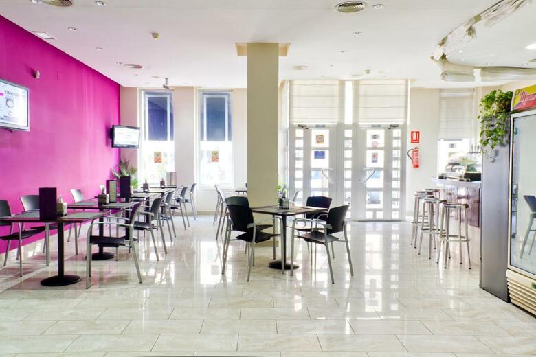 Hotel Trai�a