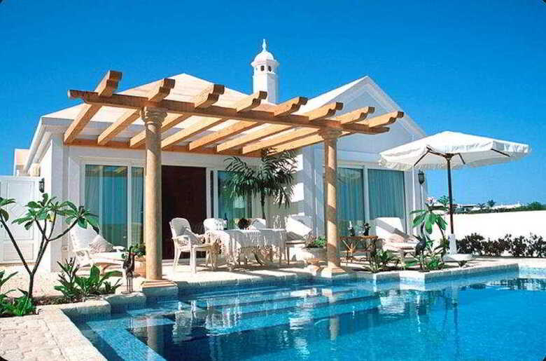 Alondra Villas Y Suites