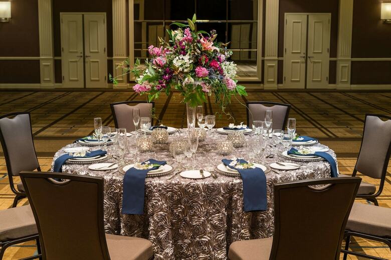 Hotel Saratoga Hilton