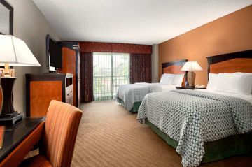 Hotel Embassy Suites Brea - North Orange County