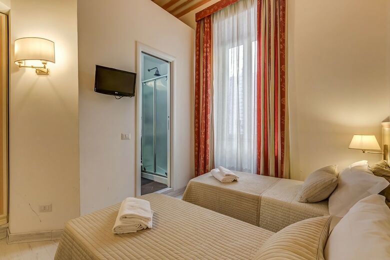 Hostal Caffe' E Cuscino