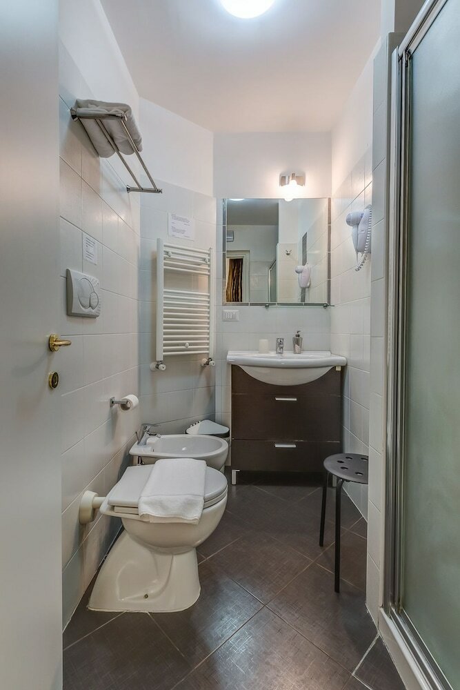 Hostal Caffe' E Cuscino
