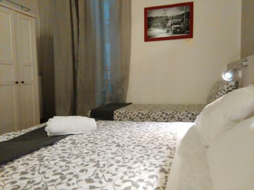 Hostal Villa Borghese Guest House