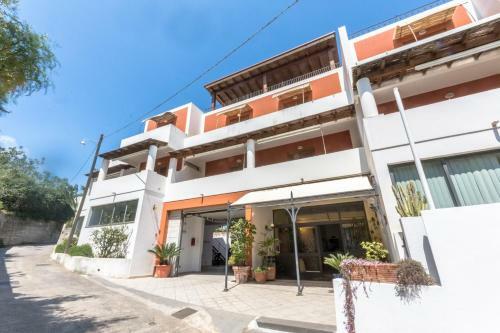 Residence Hotel Baia Portinenti
