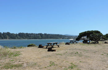 Waldport Beach Hotel