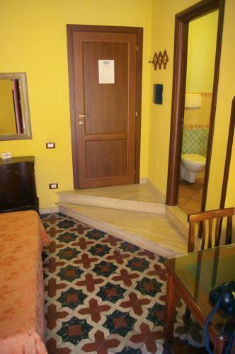 Palazzo Ajala B&B
